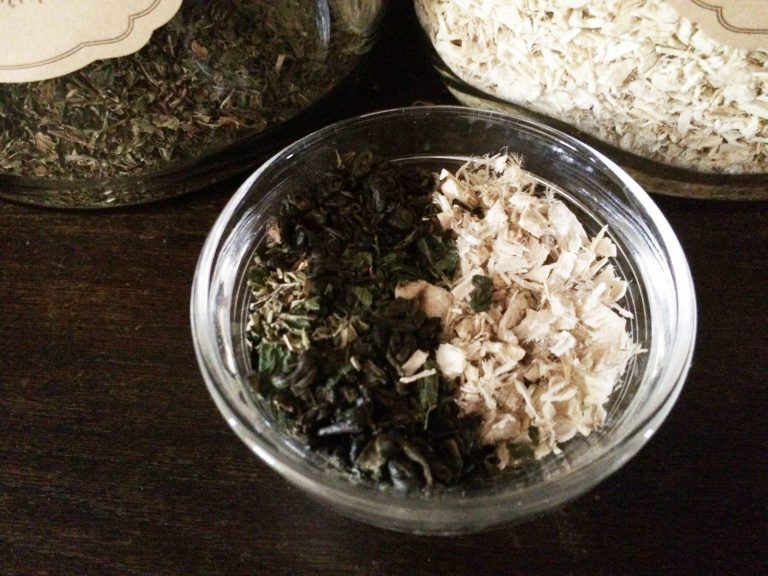 Herbal Recipe: Allergy Soother Tea for Weather Changes