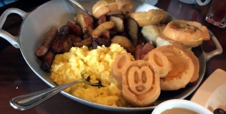 In Depth Review: Disney’s Ohana Breakfast